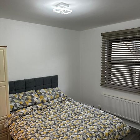 Cosy Room Шеннон Екстер'єр фото